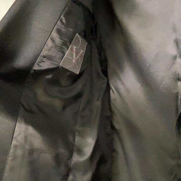 Men’s black Vincenzo suit coat 36L - Picture 2 of 9